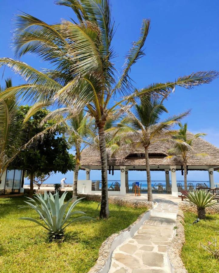 Mawe Zuri Hotel