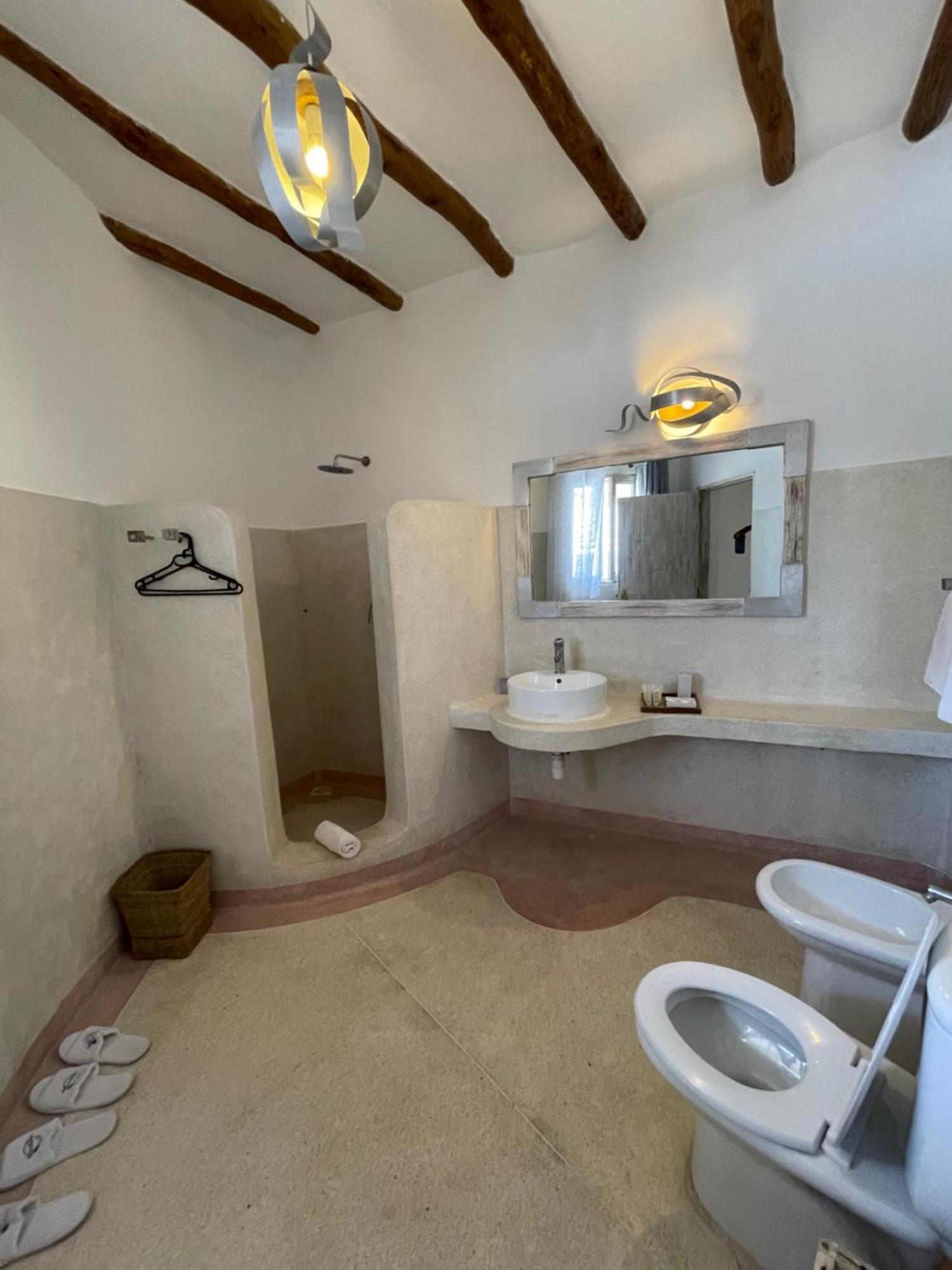 Mawe Zuri Hotel Watamu