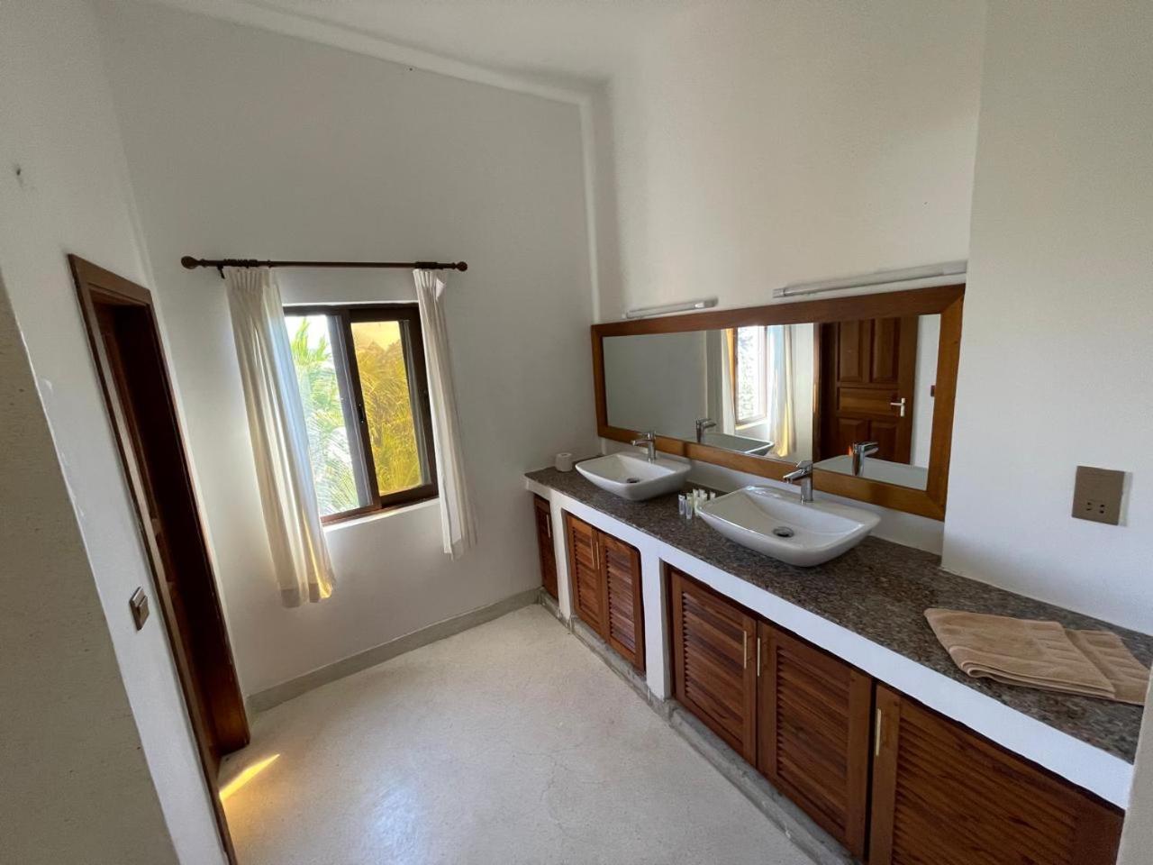 Hotel Mawe Zuri *