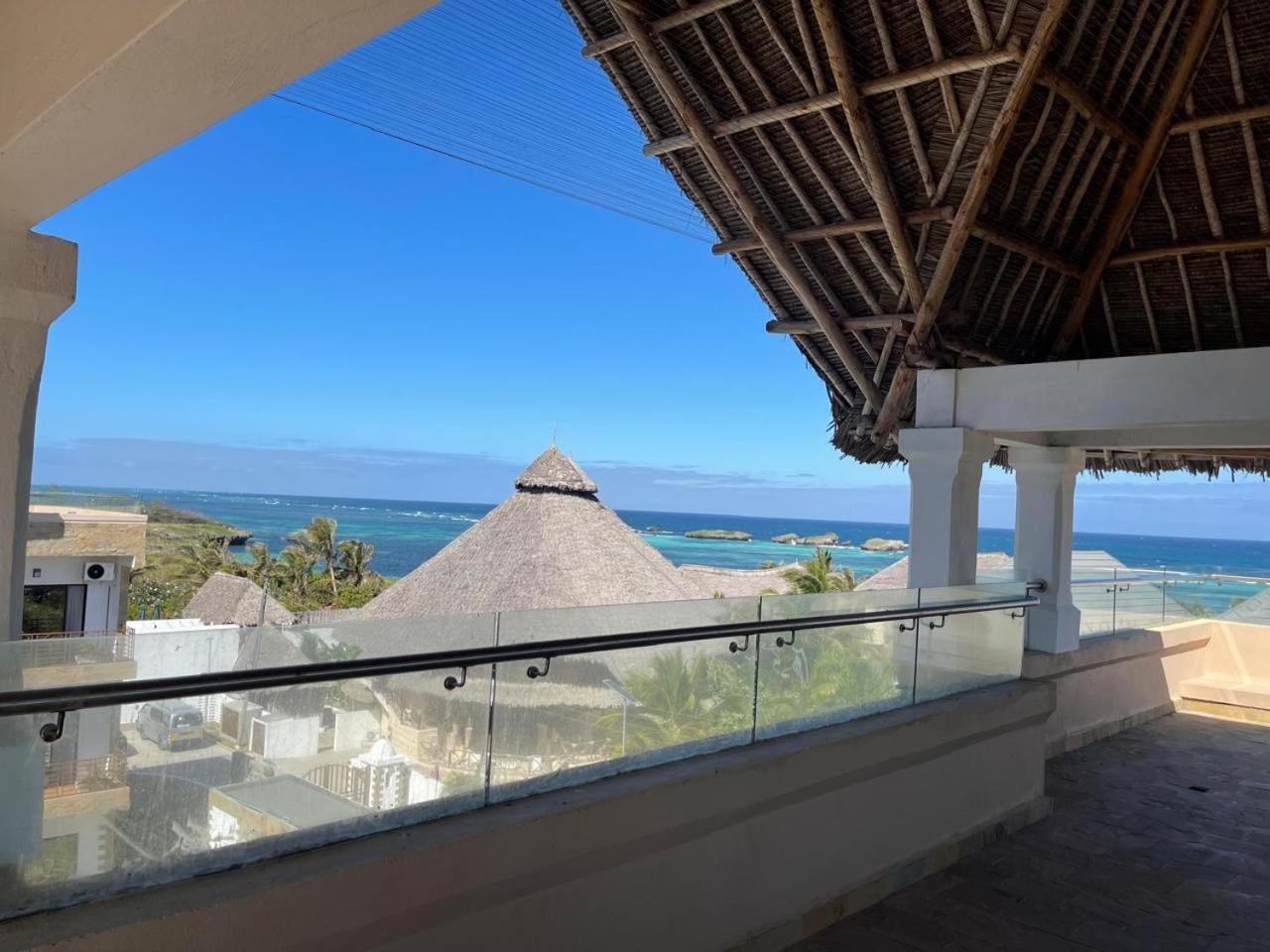 Mawe Zuri Hotel